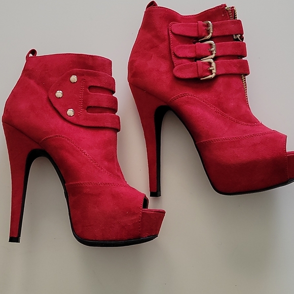 NWOT- ZIGI SOHO SINCERE PLATFORM STILETTO - Picture 5 of 12